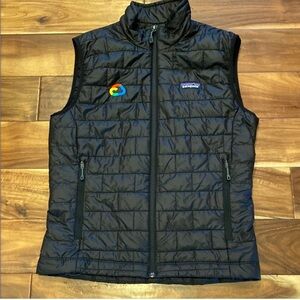 Patagonia Black Nano Puff Vest Quilted Vest Size Small Embroidered